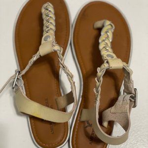 American Eagle Braided Thong Sandal Size 8